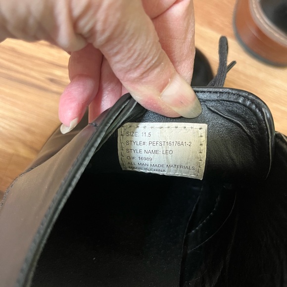 Perry Ellis Portfolio black oxfords, size 11.5 - Picture 4 of 5